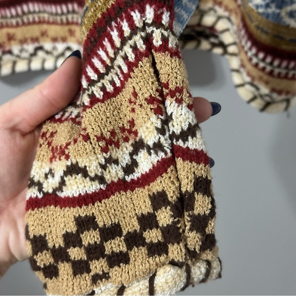 Multicolor Patterned Women's Sweater - Picture 5 of 6